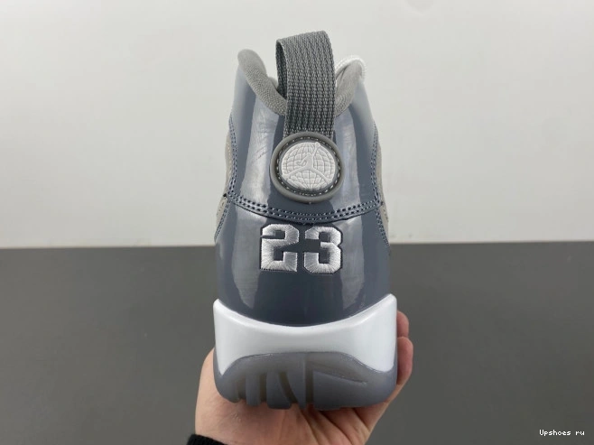 Retro Jordan   Cool Grey 9 (2025) HV4794-011   0110